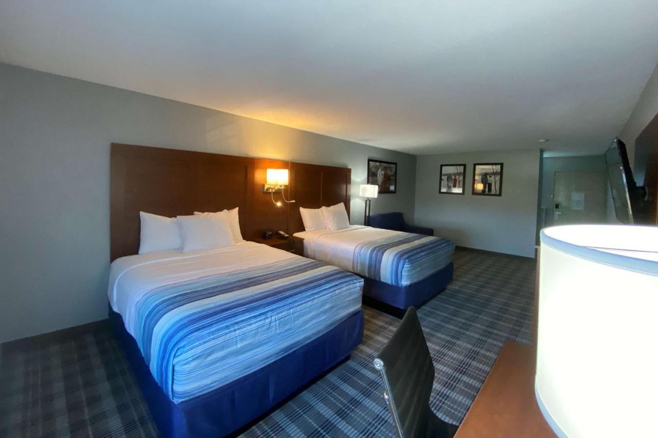 Americinn By Wyndham Williamsburg Eksteriør billede