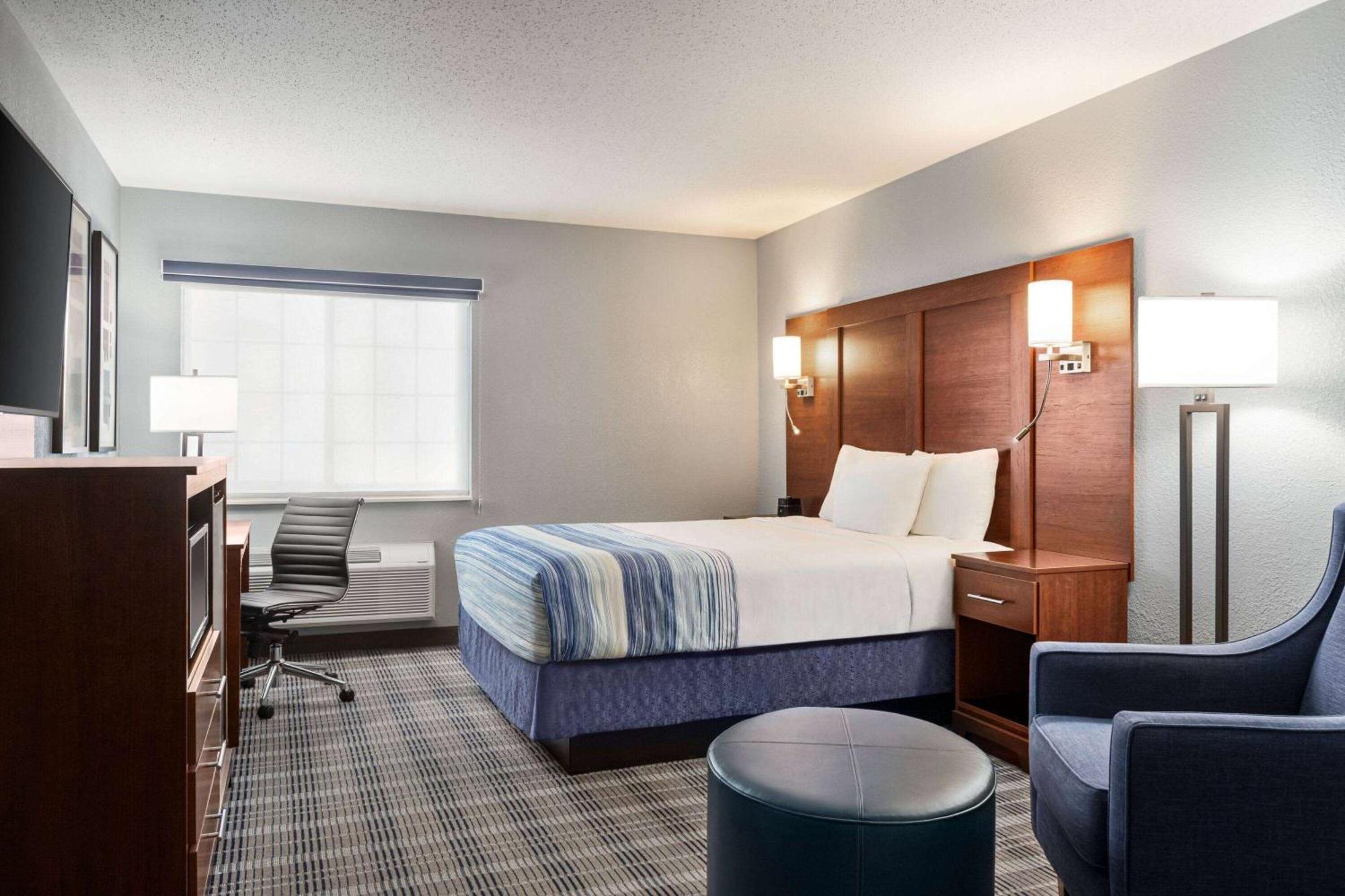 Americinn By Wyndham Williamsburg Eksteriør billede