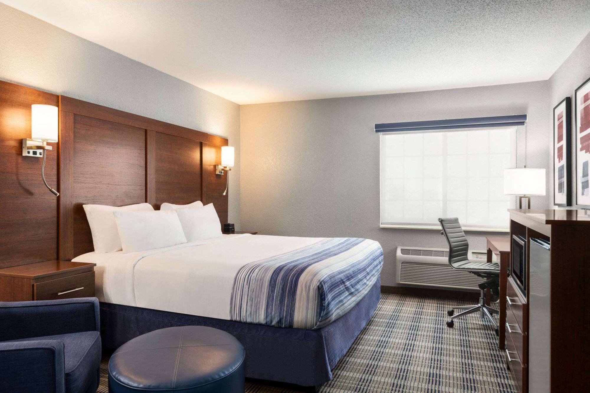 Americinn By Wyndham Williamsburg Eksteriør billede
