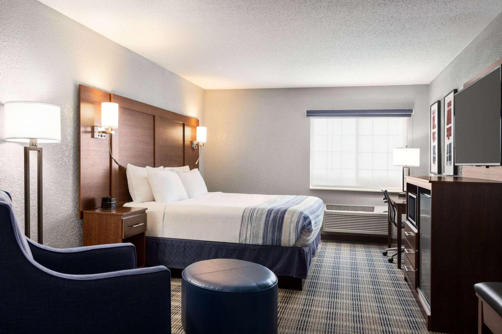 Americinn By Wyndham Williamsburg Eksteriør billede
