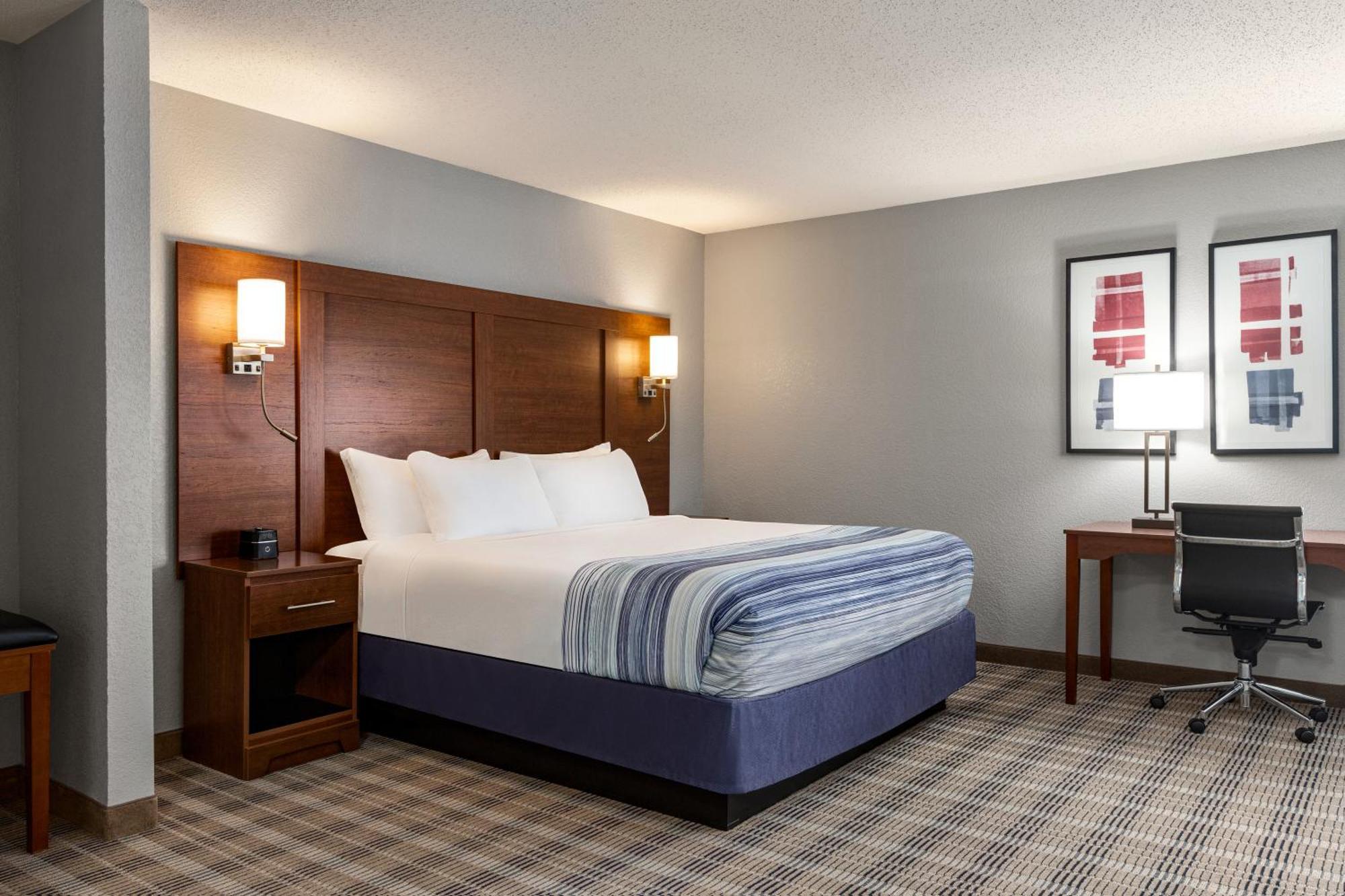 Americinn By Wyndham Williamsburg Eksteriør billede