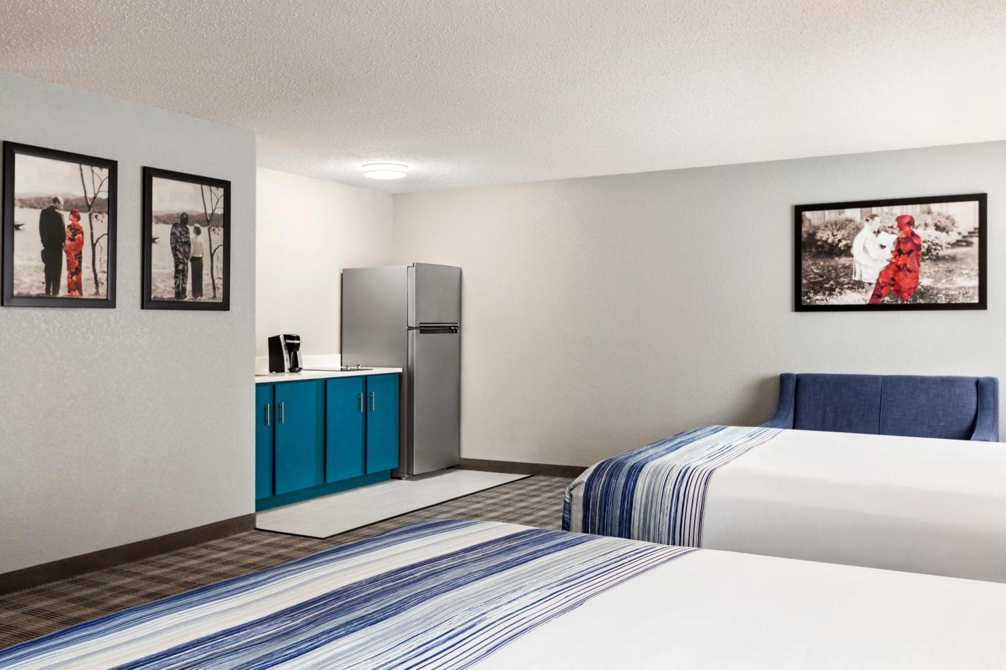 Americinn By Wyndham Williamsburg Eksteriør billede