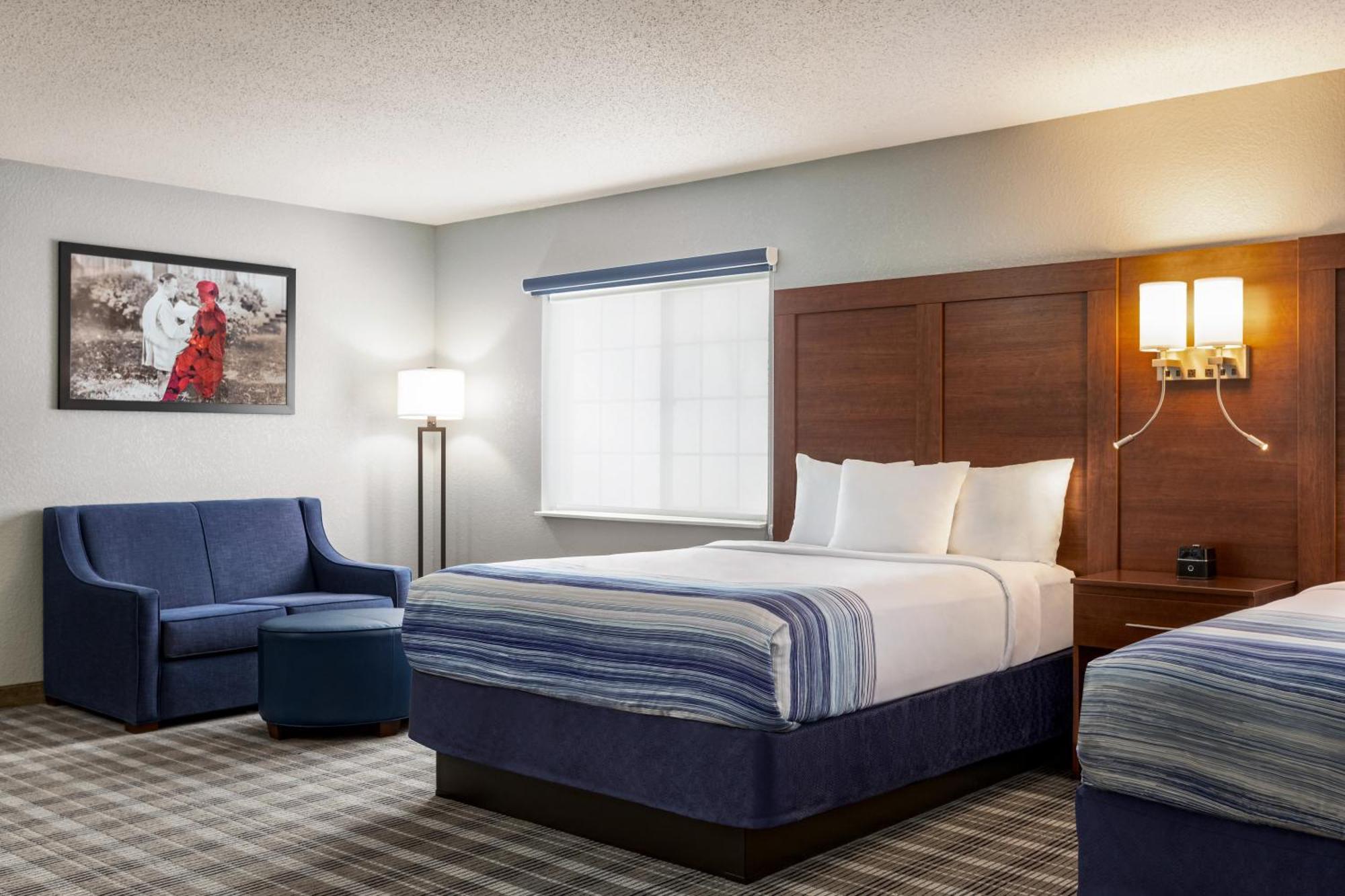 Americinn By Wyndham Williamsburg Eksteriør billede